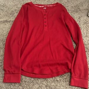 red gap long sleeve